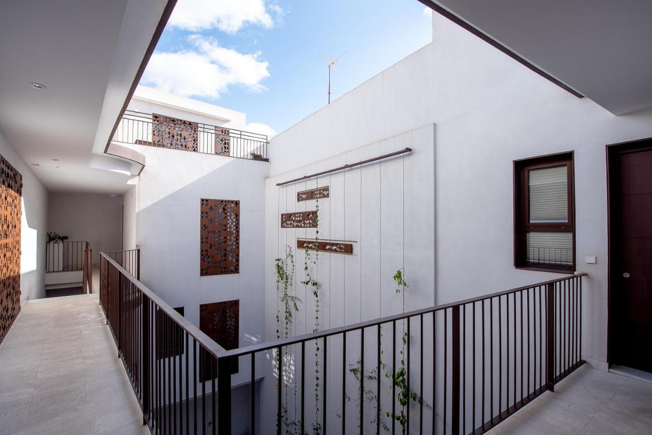 Apartamento Con Terraza En San Luis Apartment Seville Exterior photo